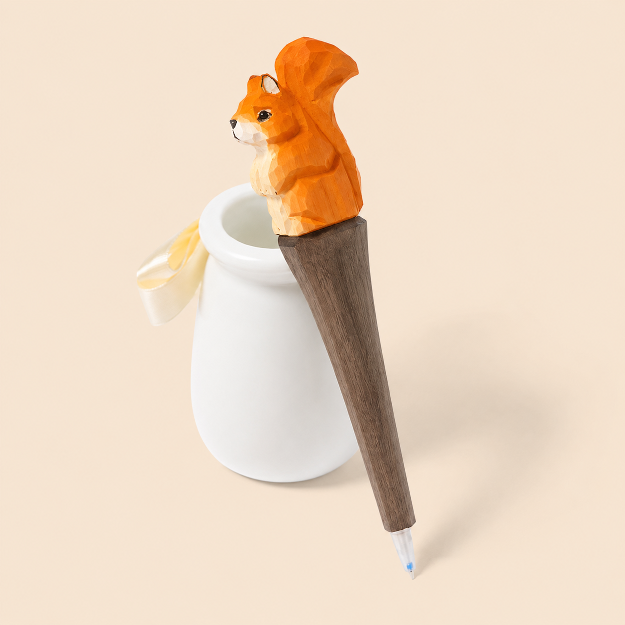 Stylo en bois sculpté à la main – Animaux cartoon mignons