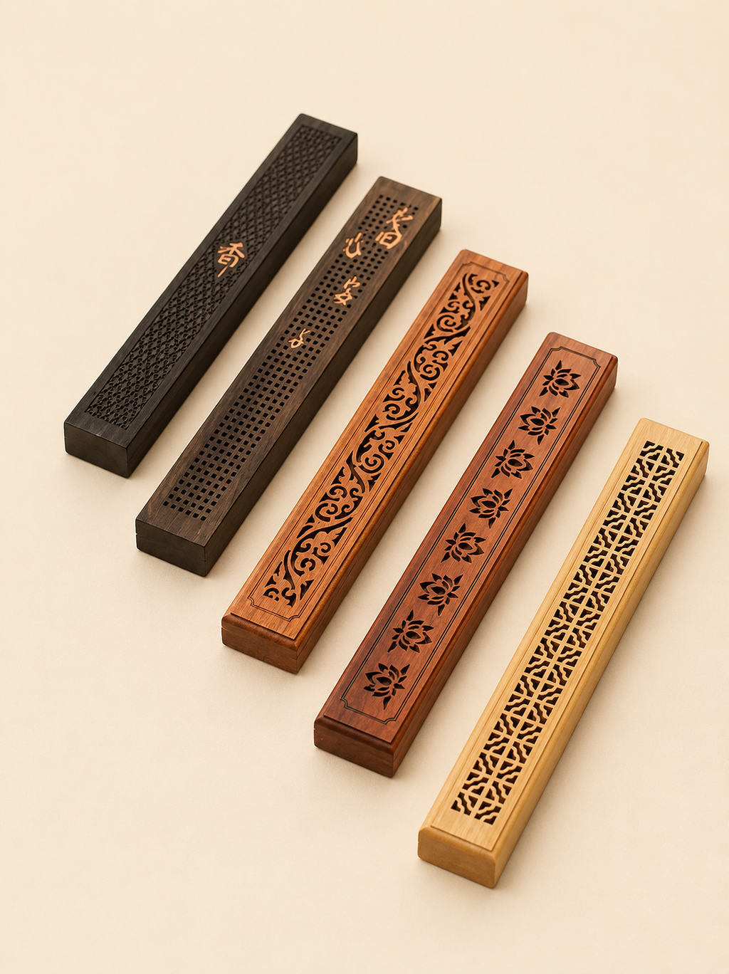 Boîte à encens en bois de santal – coffret ajouré pour encens