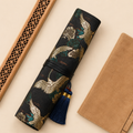 Trousse enroulable – style chinois, motifs totems, nuages auspicieux et grues dorées