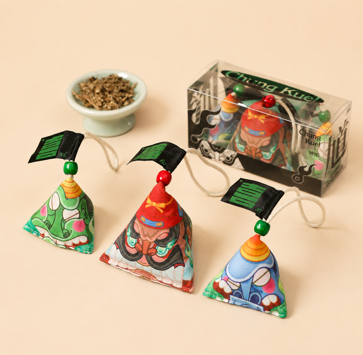 Pendentif parfumé artisanal – sachet de plantes d’armoise anti-moustiques, création originale de Zhang Qishan