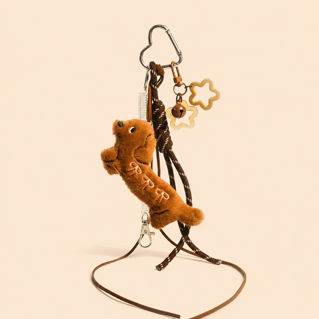Pendentif pour sac – teckel mignon avec nœud papillon marron foncé