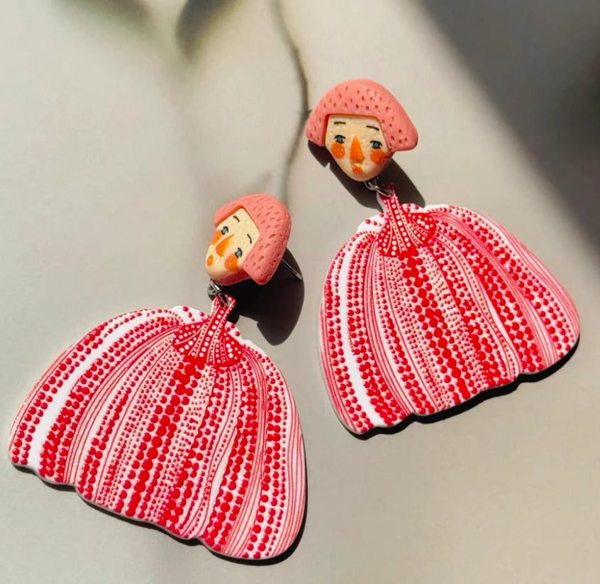 Boucles d’oreilles faites à la main – style Yayoi Kusama