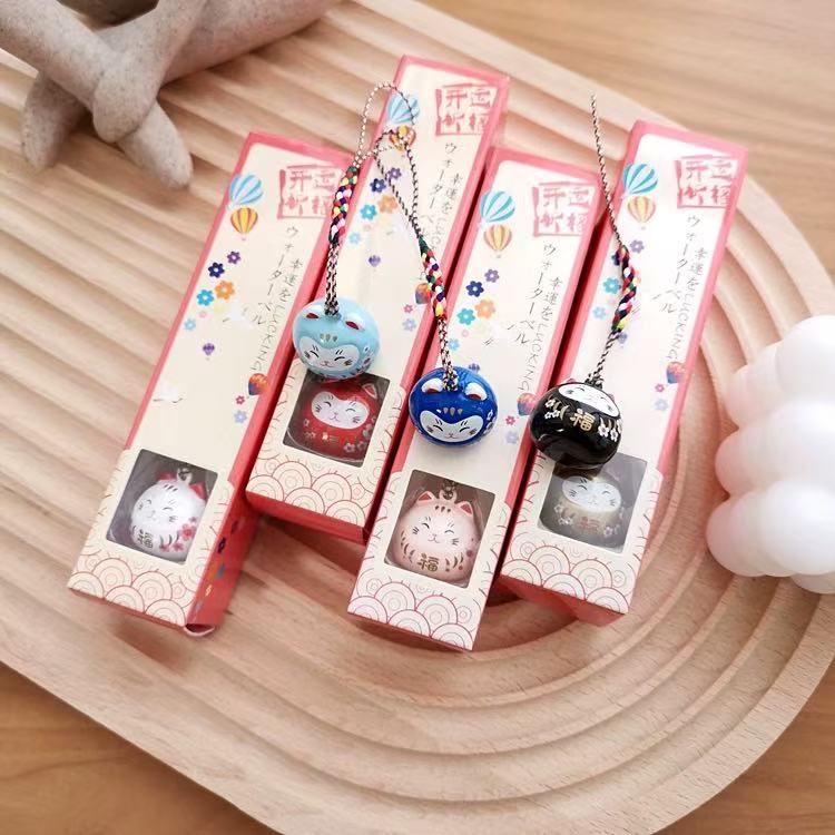 Pendentif grelot Maneki-neko porte-bonheur
